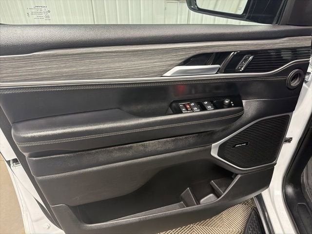 2024 Jeep Wagoneer L Series III