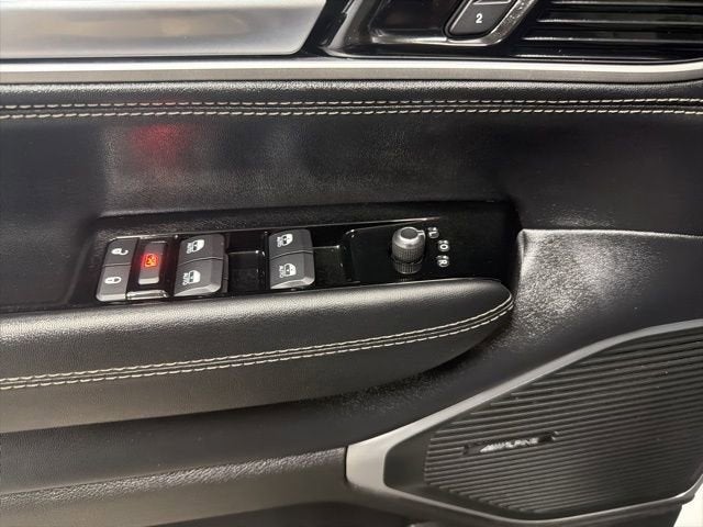 2024 Jeep Wagoneer L Series III