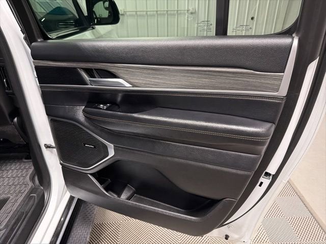 2024 Jeep Wagoneer L Series III