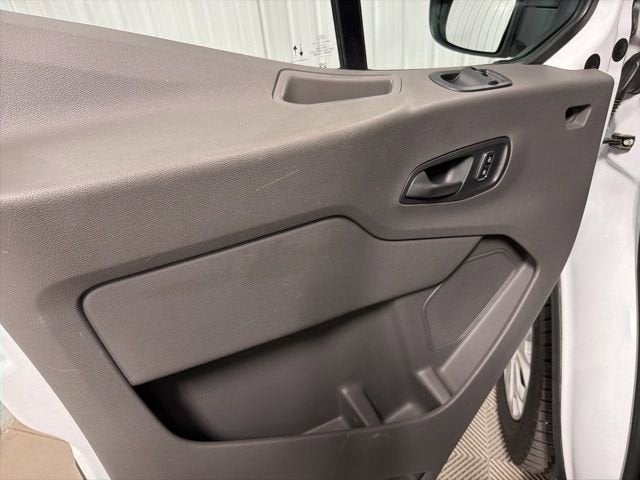 2024 Ford Transit Passenger Wagon XL