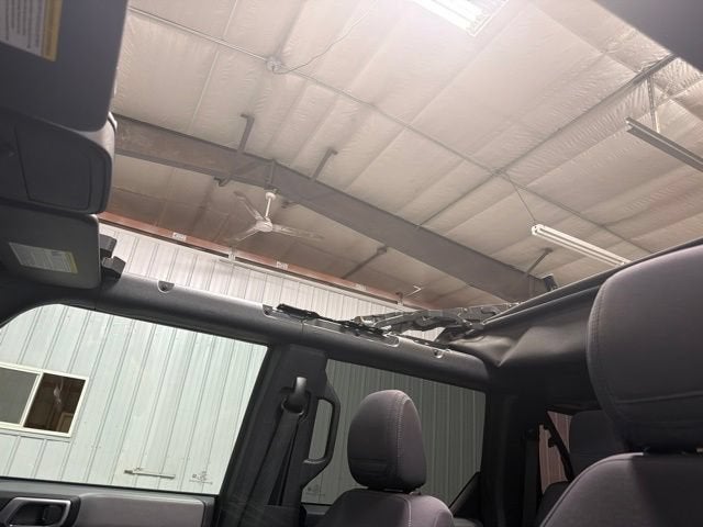 2021 Ford Bronco Base