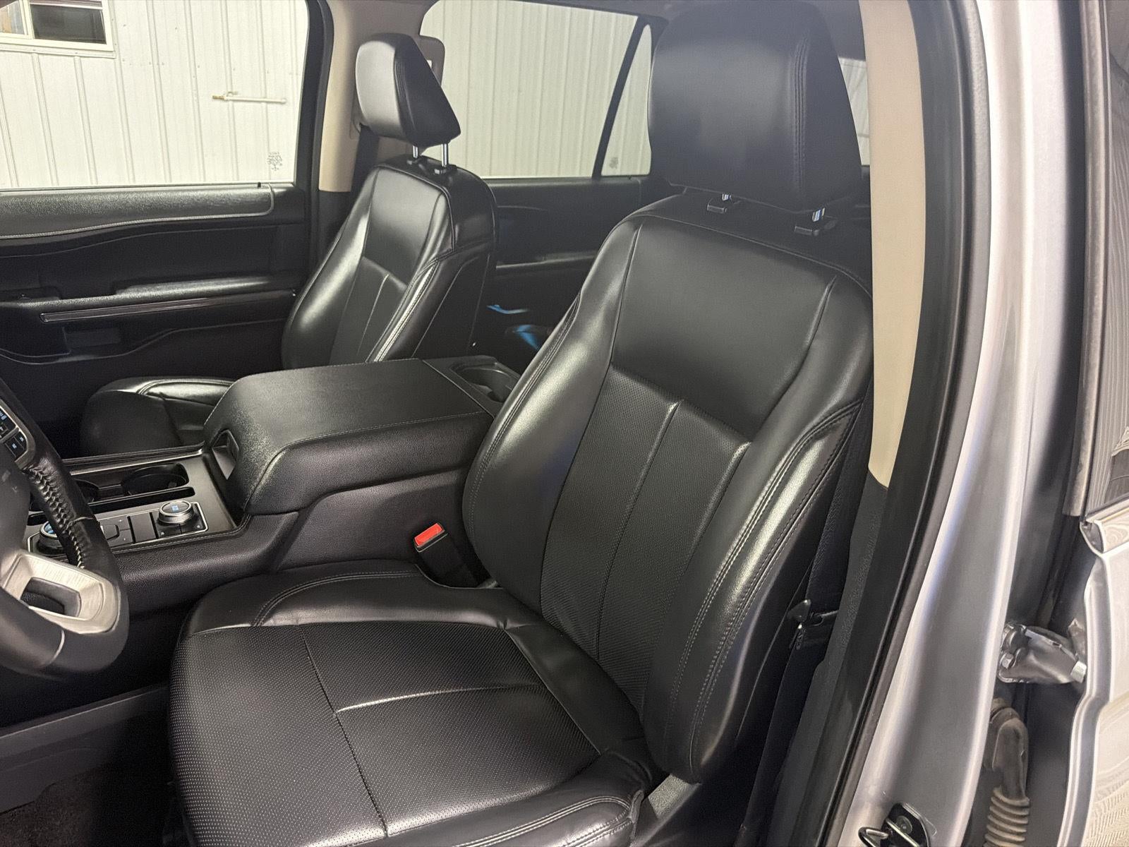 2022 Ford Expedition Max XLT