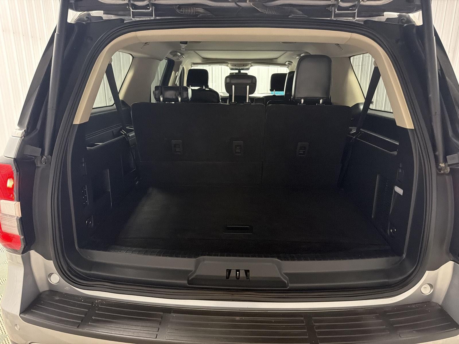 2022 Ford Expedition Max XLT
