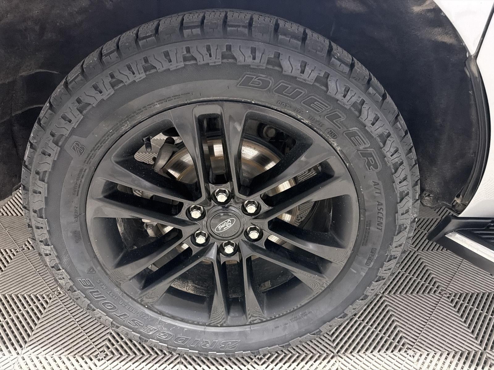 2022 Ford Expedition Max XLT