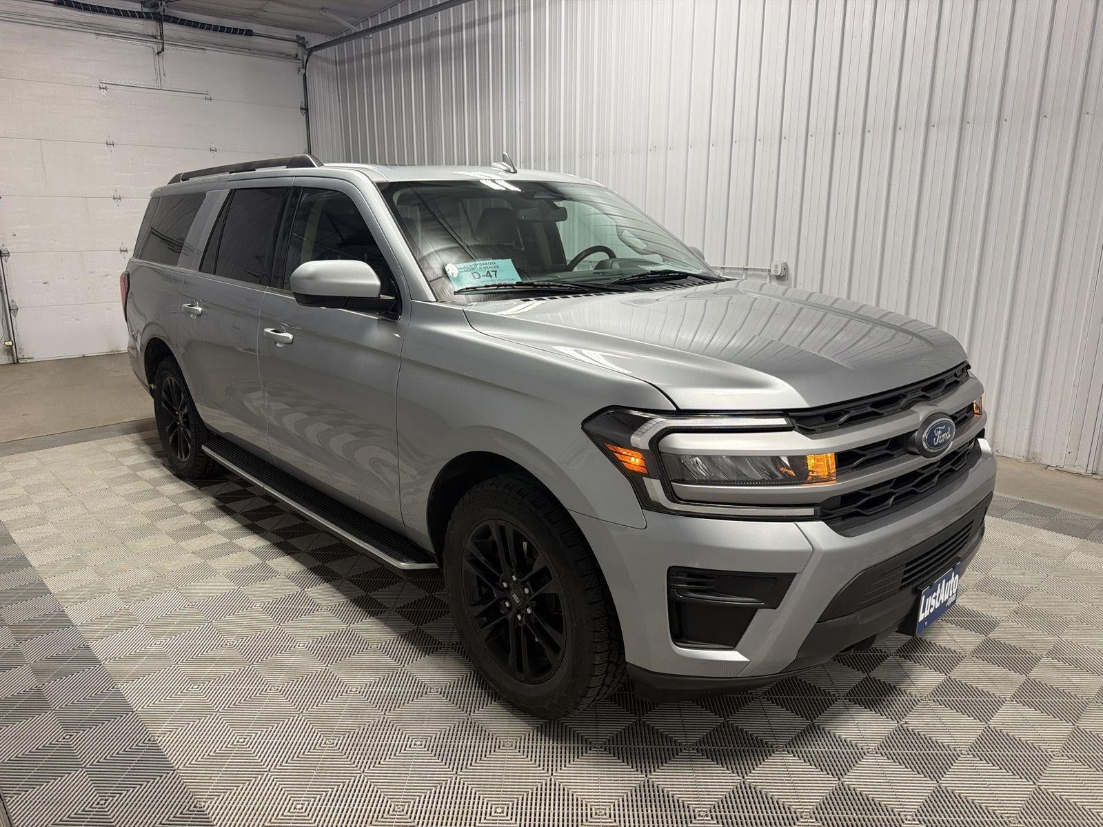 2022 Ford Expedition Max XLT