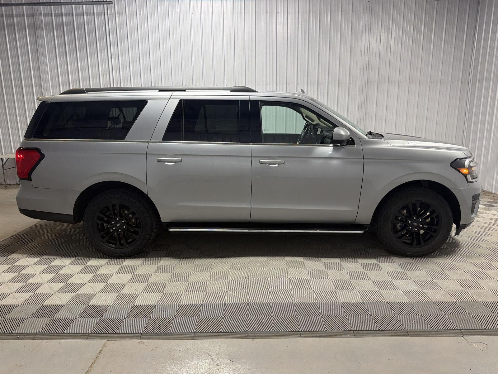 2022 Ford Expedition Max XLT