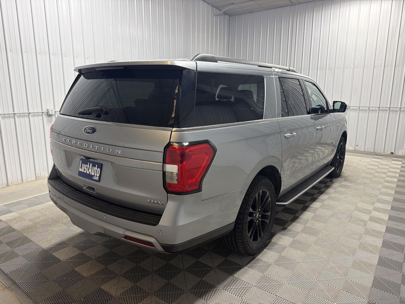 2022 Ford Expedition Max XLT