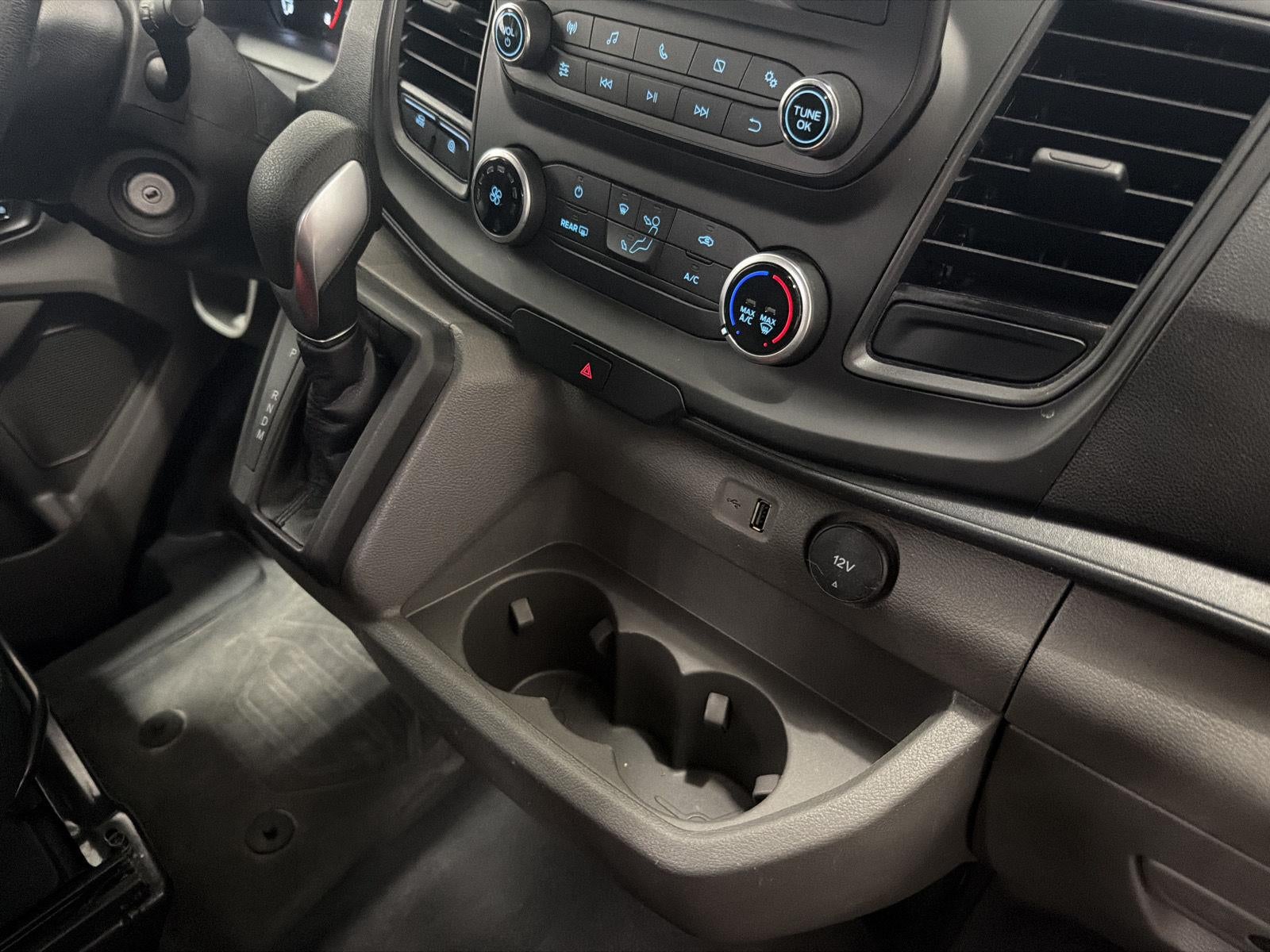 2025 Ford Transit Cargo Van Base