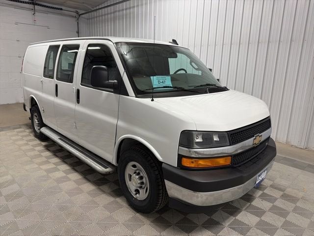 2024 Chevrolet Express Cargo 2500 WT