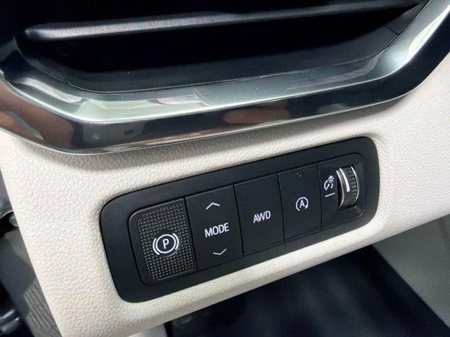 2027 GMC Acadia Denali