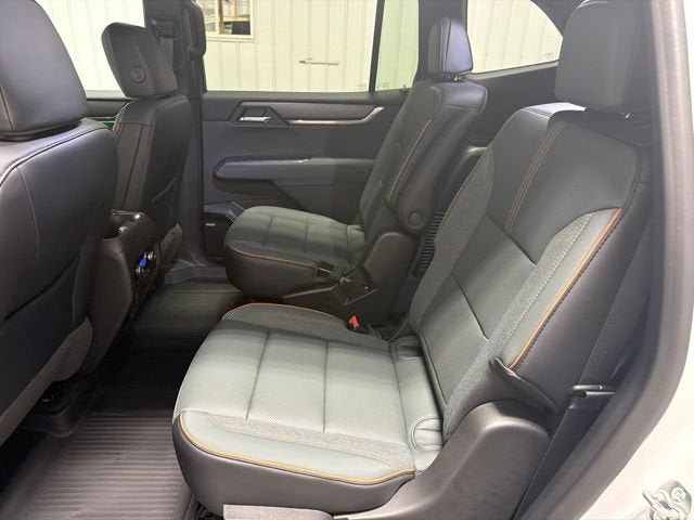 2026 GMC Acadia AT4 - Photo 19