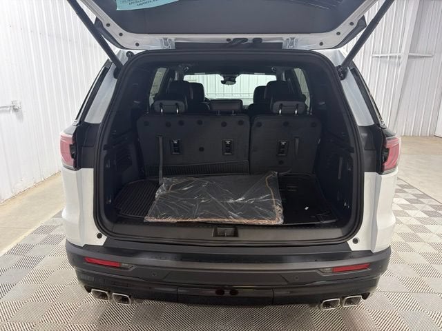 2026 GMC Acadia AT4 - Photo 22