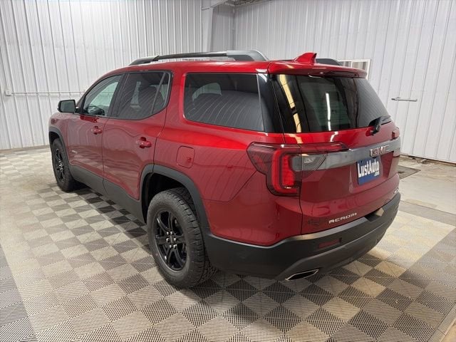 2023 GMC Acadia AT4