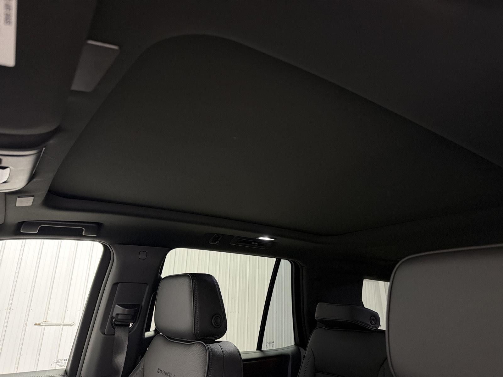 2027 GMC Yukon Denali - Photo 17