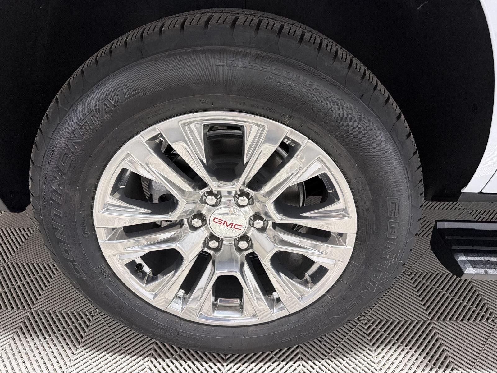 2027 GMC Yukon Denali - Photo 35