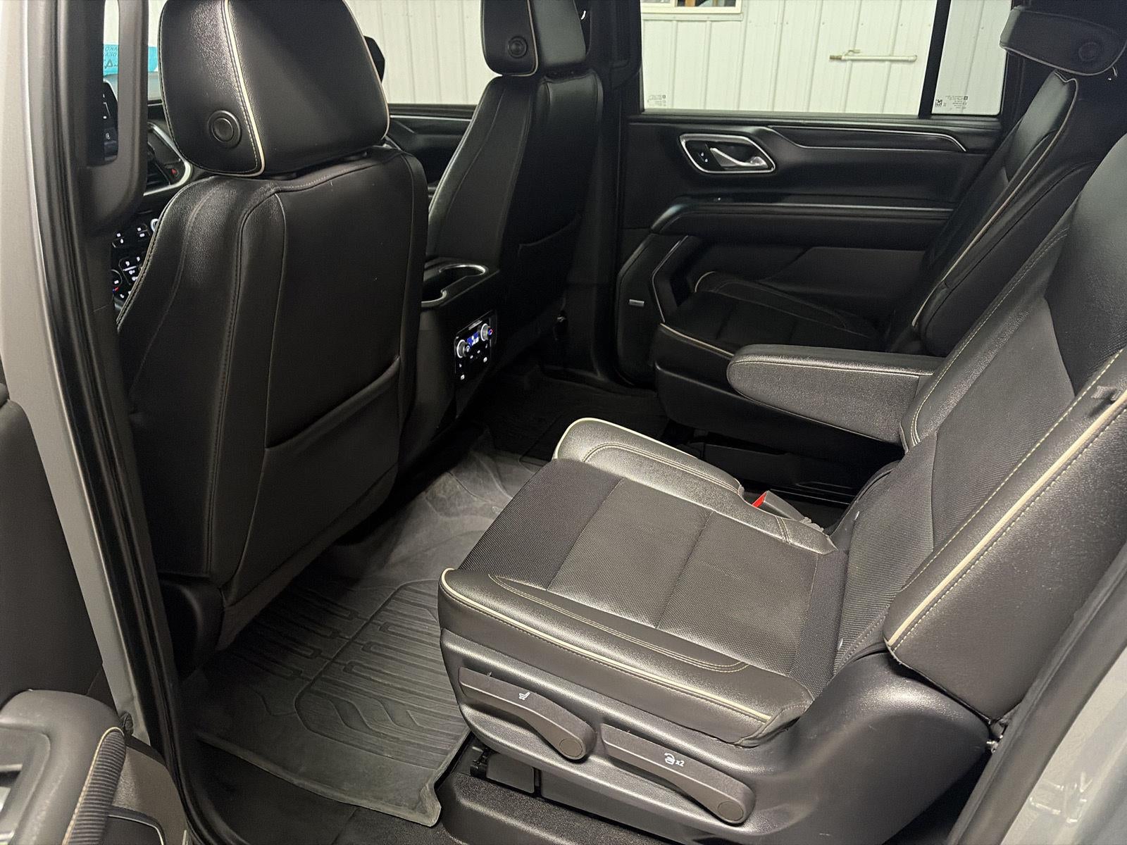 2023 GMC Yukon XL SLT