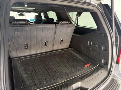 2022 GMC Yukon XL SLT