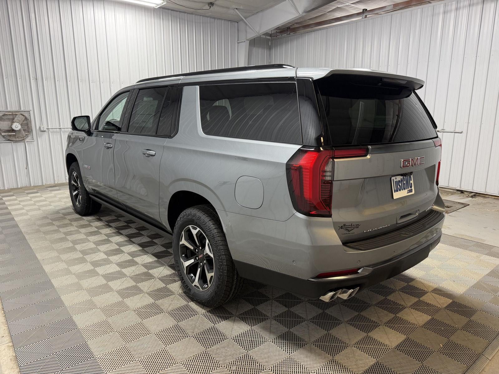 2026 GMC Yukon XL AT4
