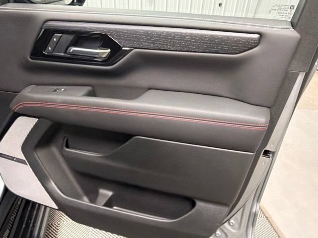 2026 GMC Yukon XL AT4 Ultimate - Photo 35