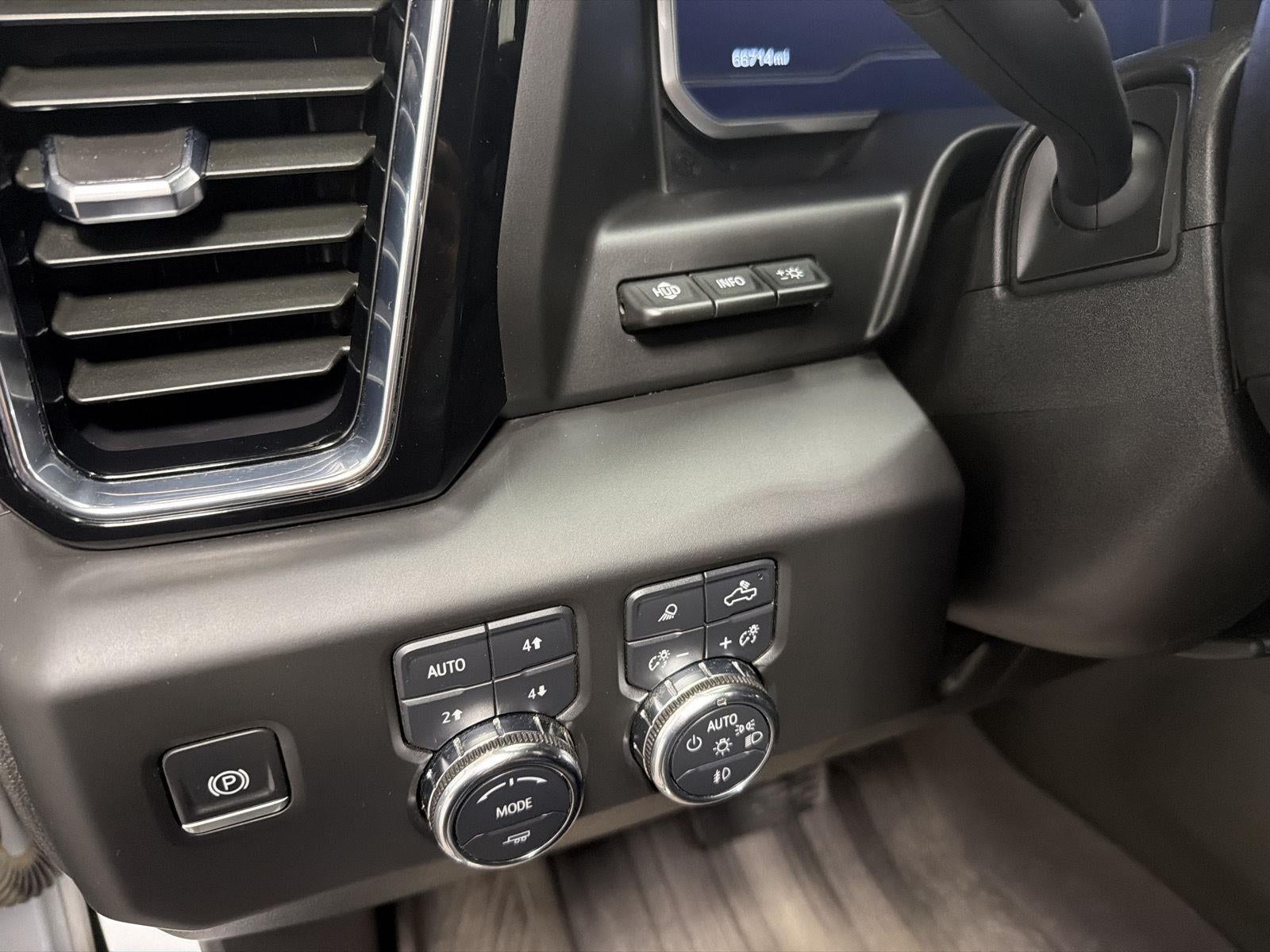2024 GMC Sierra 3500 HD Denali