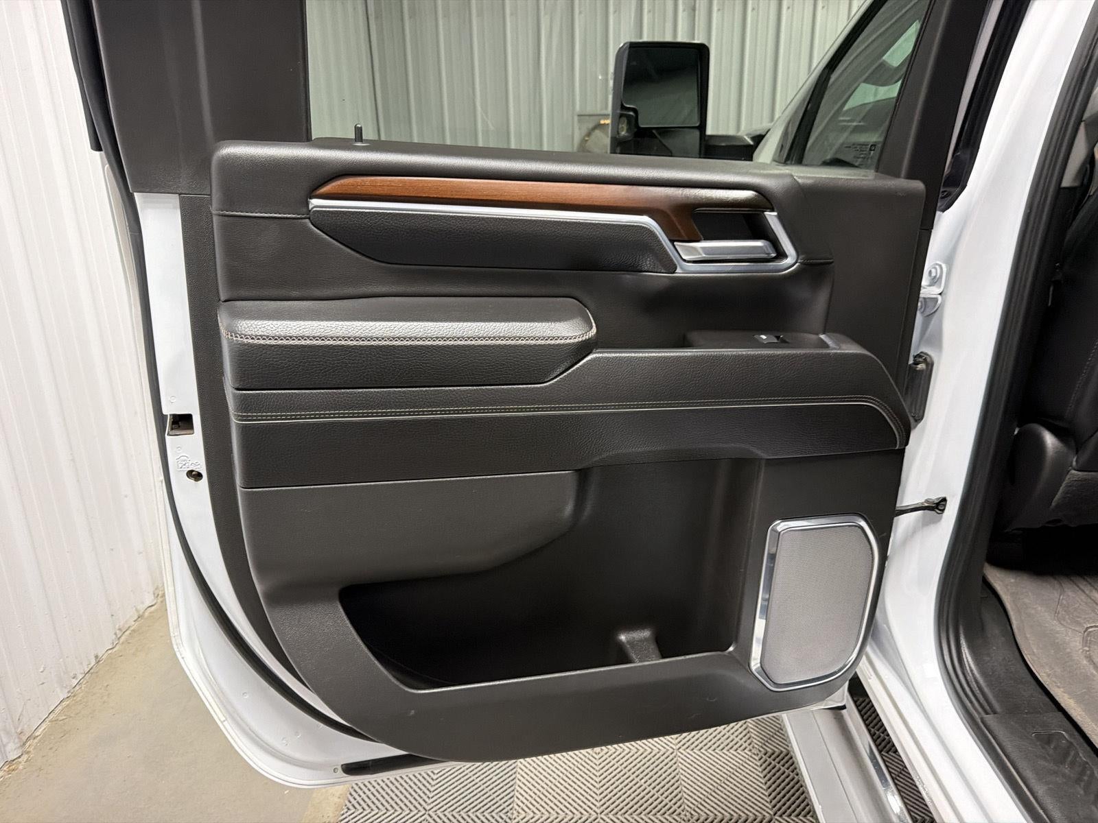 2024 GMC Sierra 3500 HD Denali