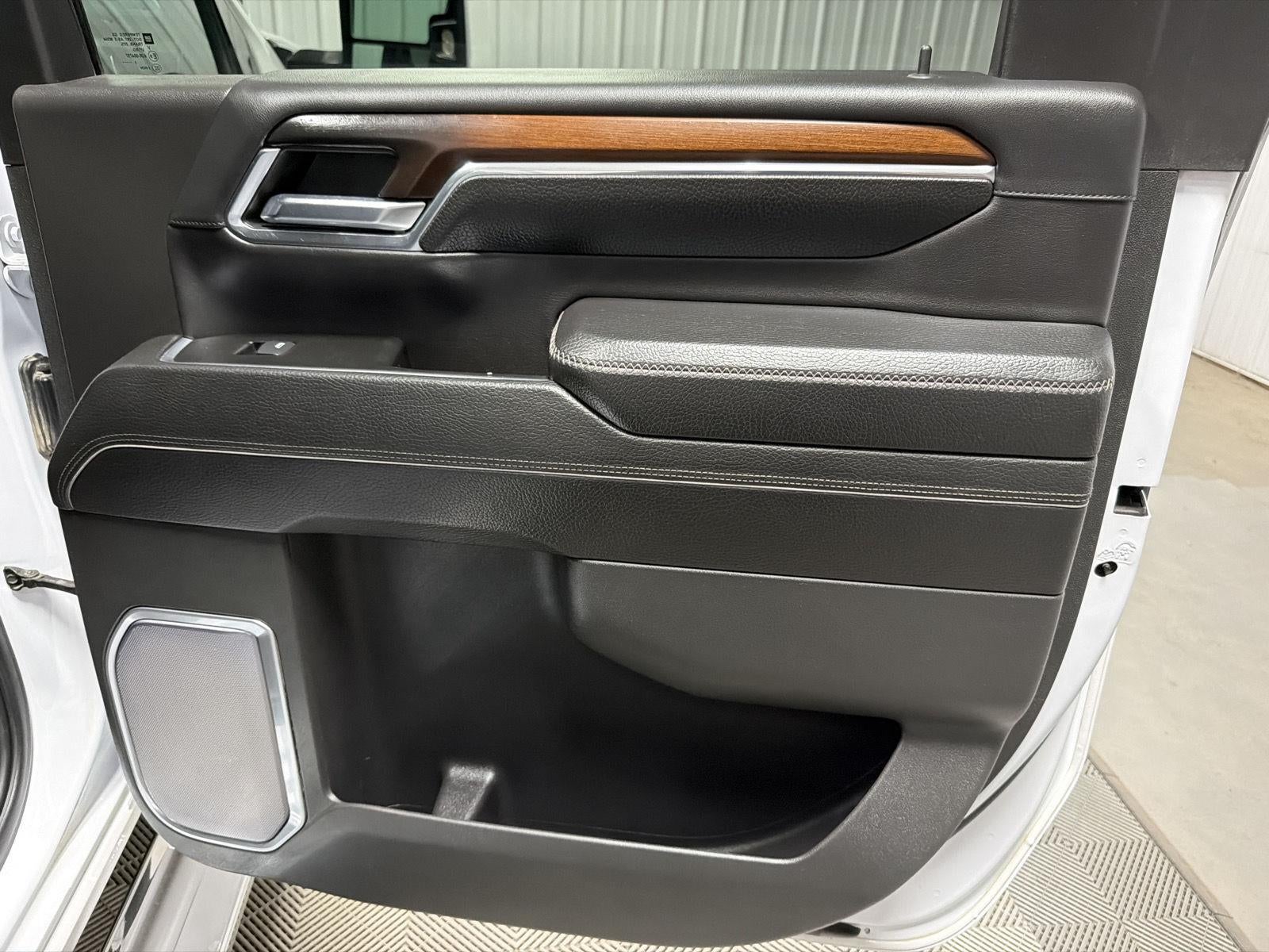 2024 GMC Sierra 3500 HD Denali