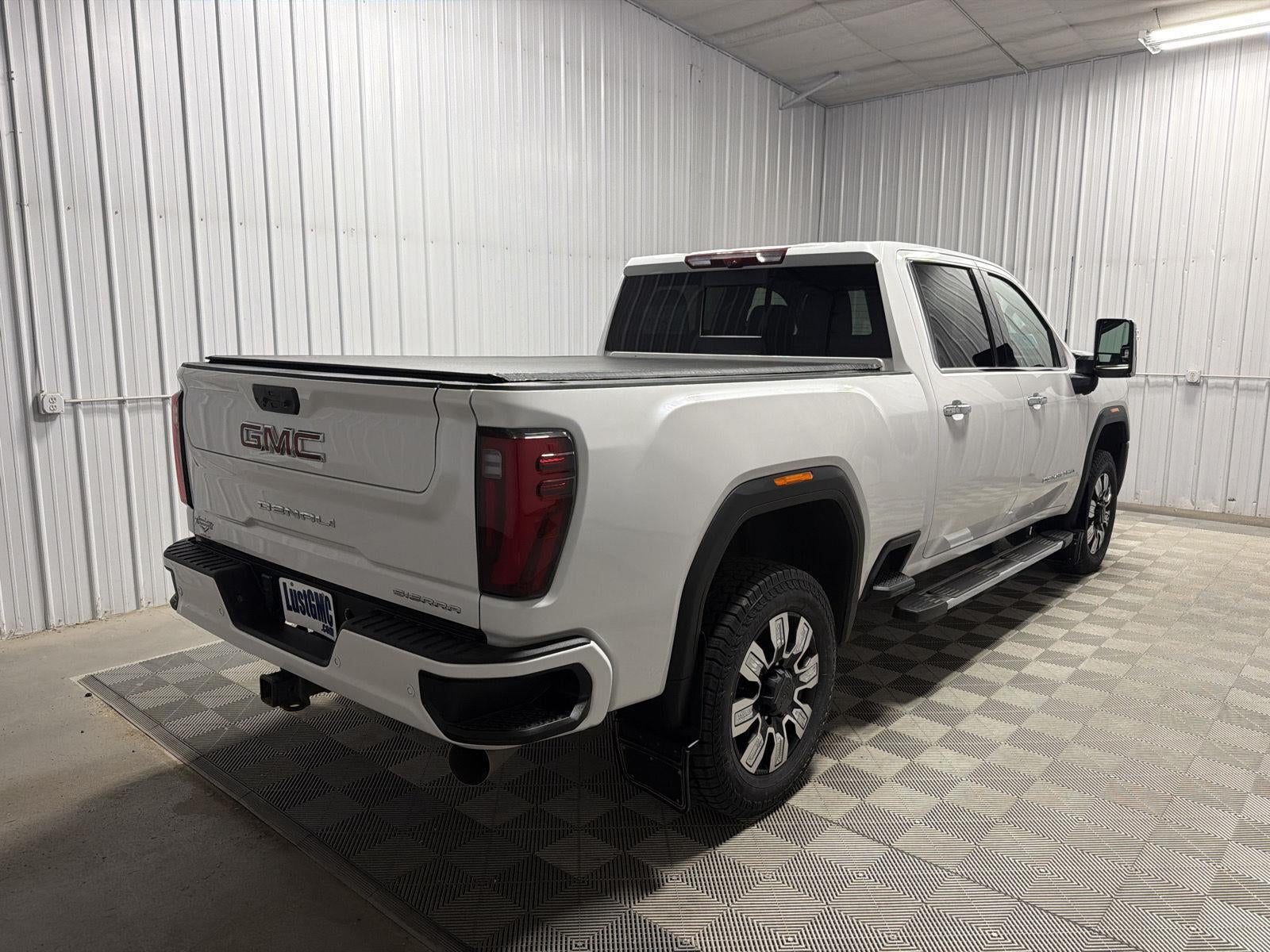 2024 GMC Sierra 3500 HD Denali