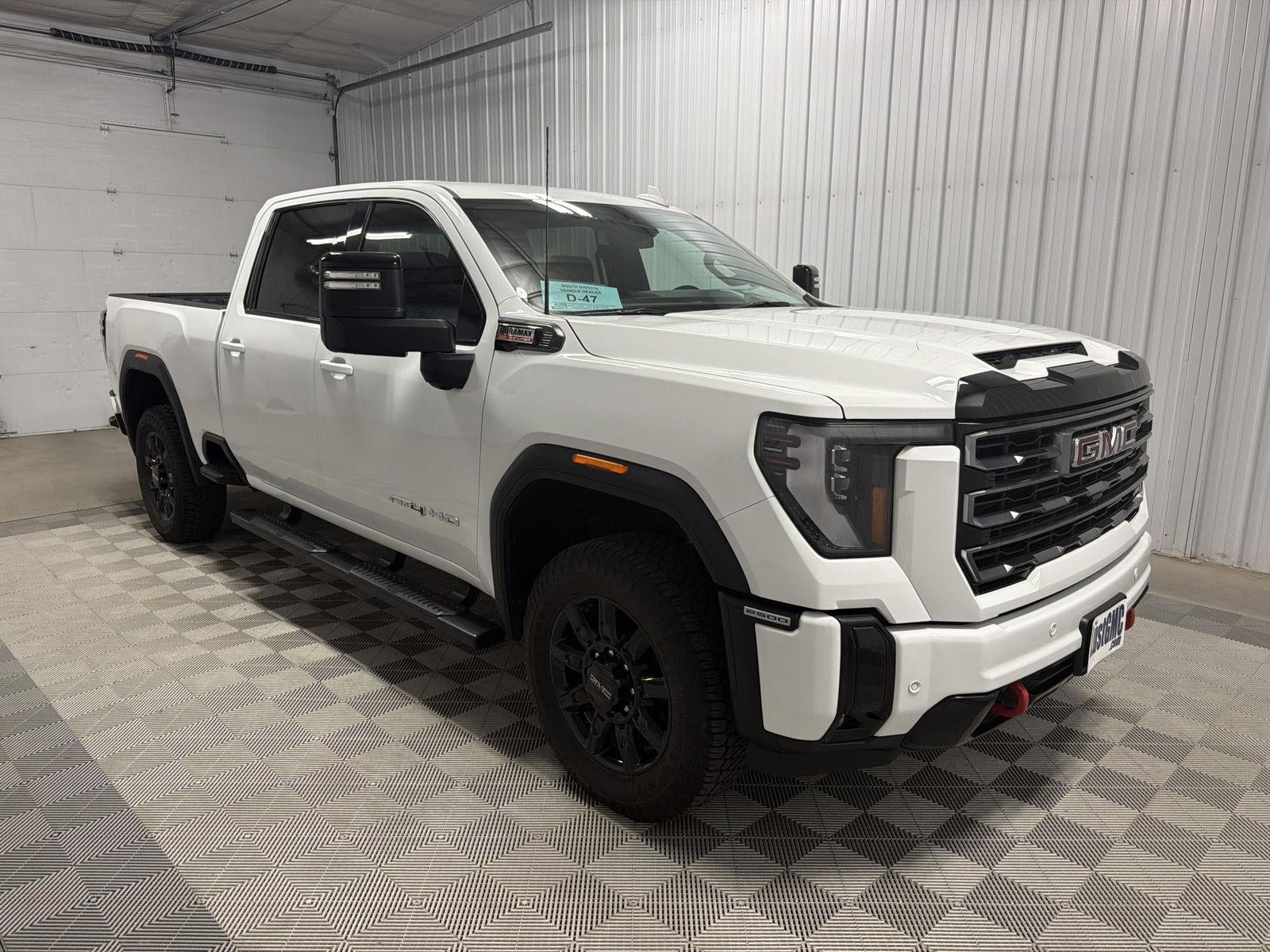 2025 GMC Sierra 2500 HD AT4