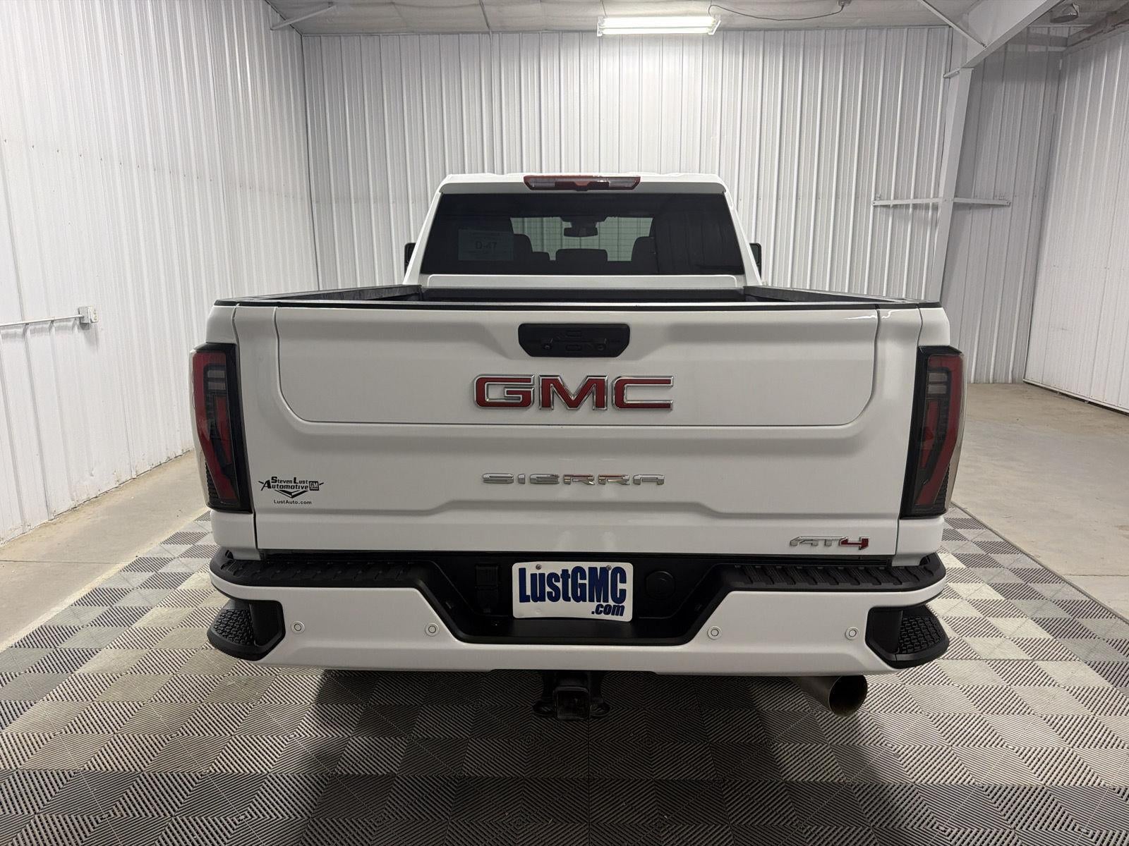 2025 GMC Sierra 2500 HD AT4