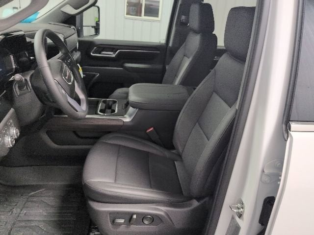 2026 GMC Sierra 3500 HD SLT