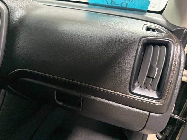 2022 GMC Canyon 4WD AT4 w/Leather