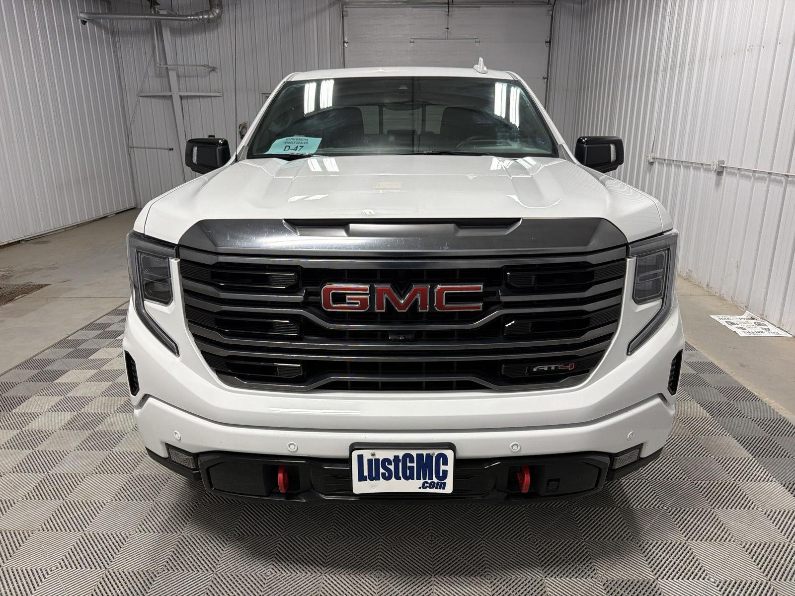 2023 GMC Sierra 1500 AT4