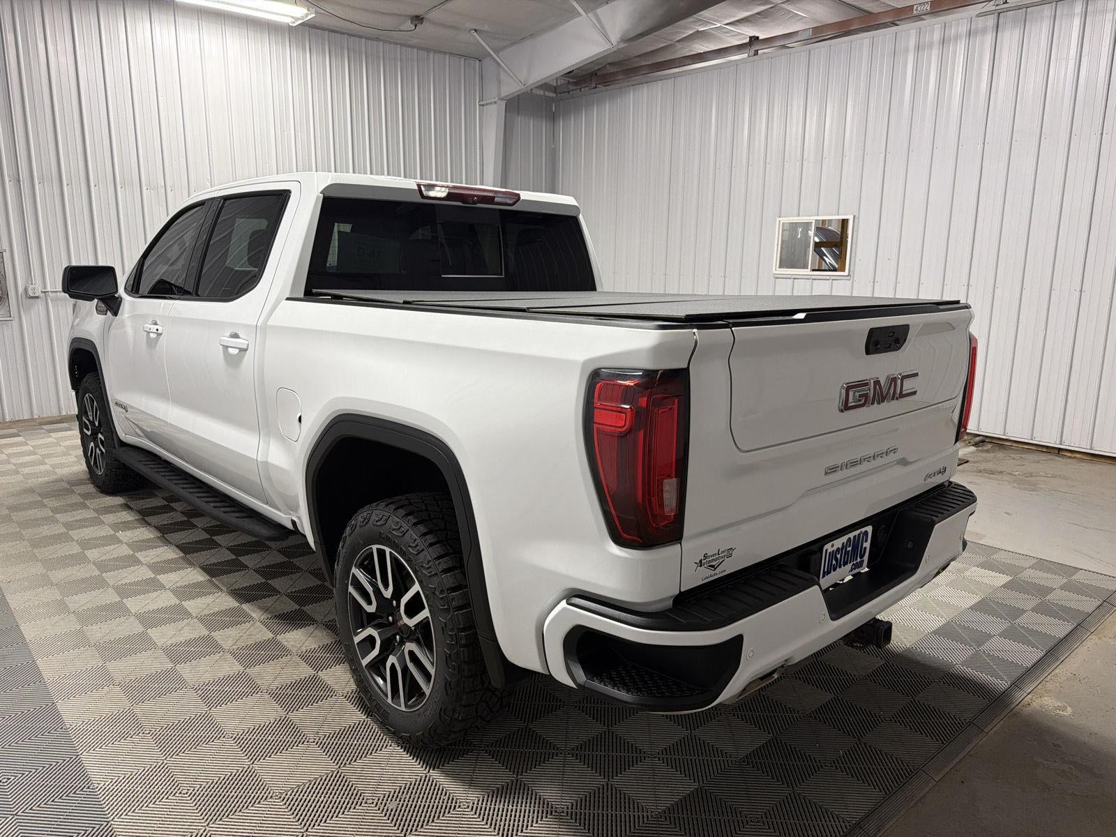 2023 GMC Sierra 1500 AT4