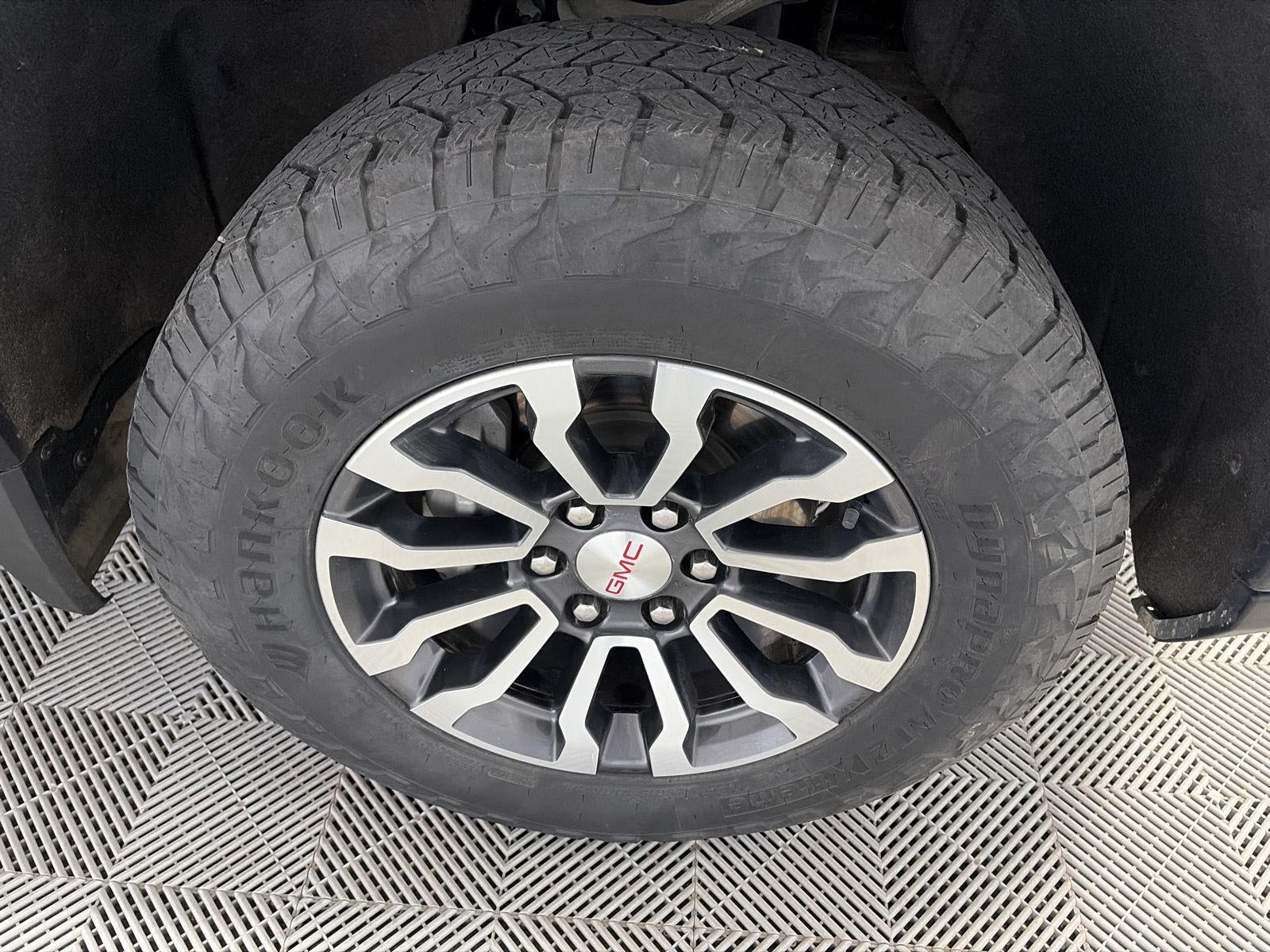 2022 GMC Sierra 1500 AT4