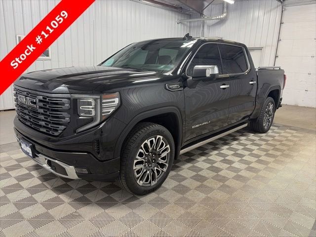 2023 GMC Sierra 4WD Crew Cab Short Box Denali Ultimate's photo