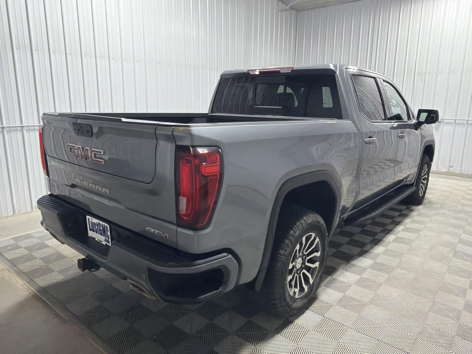 2021 GMC Sierra 1500 AT4