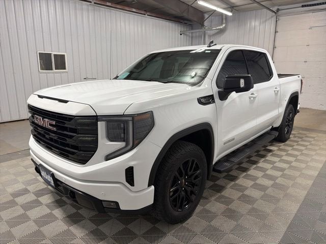 2024 GMC Sierra 4WD Crew Cab Standard Box Elevation's photo