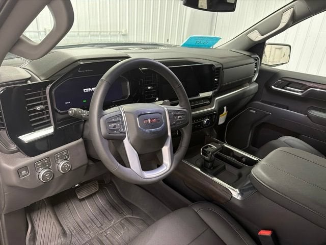 2026 GMC Sierra 1500 SLT - Photo 2
