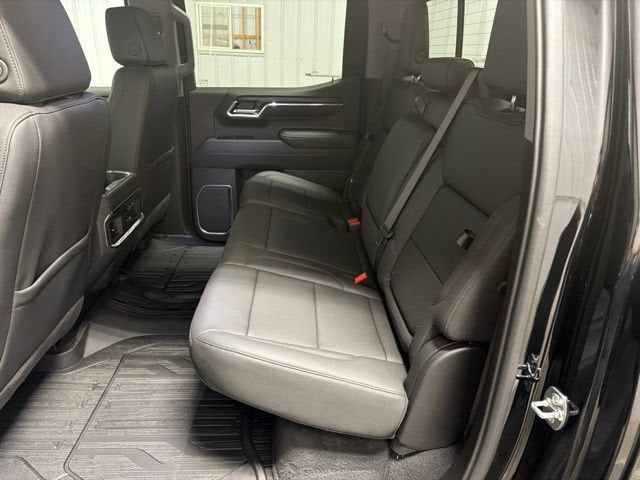 2026 GMC Sierra 1500 SLT - Photo 24