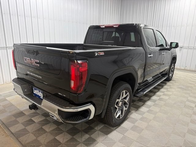 2026 GMC Sierra 1500 SLT - Photo 7