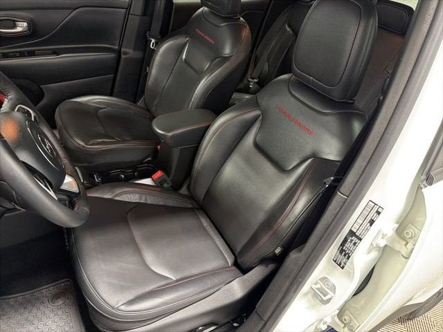 2023 Jeep Renegade Trailhawk