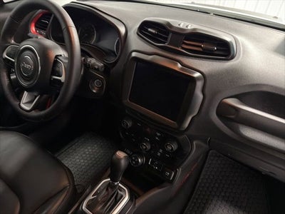 2023 Jeep Renegade Trailhawk