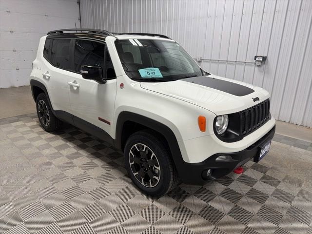 2023 Jeep Renegade Trailhawk