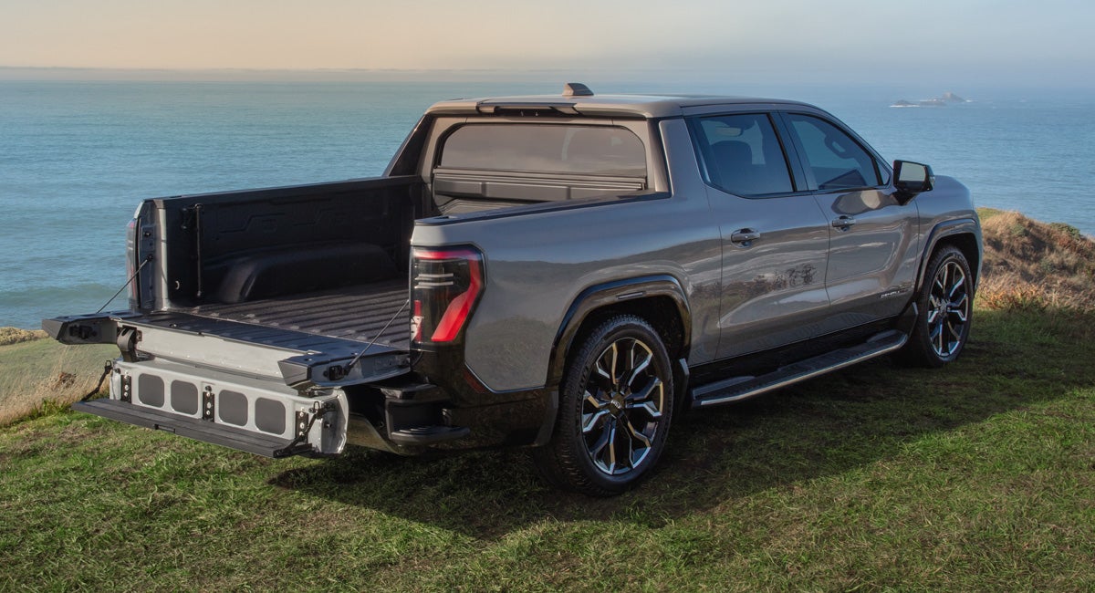 Steven Lust Automotive GMC in Aberdeen SD